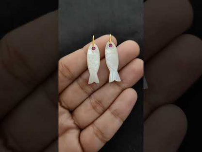 Mother of Pearl Fish Carved Pendant Inlay Gemstone in 925 Sterling Silver Lucky Animal DIY Jewelry Charm – Selling Per Piece